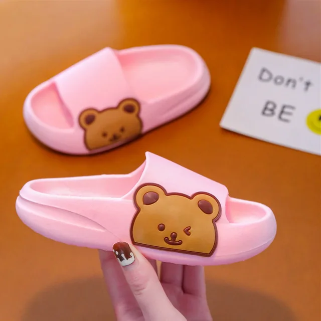 Kids-Shoes-Slippers-For-Girls-Home-Shoes-For-Boys-Summer-Beach-Flip-Flops-Sandals-Fashion-Bear_jpg_640x640_jpg.png